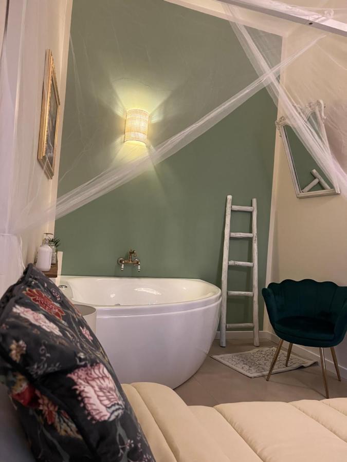 Borgo Marinaro Suite Salerno Zewnętrze zdjęcie