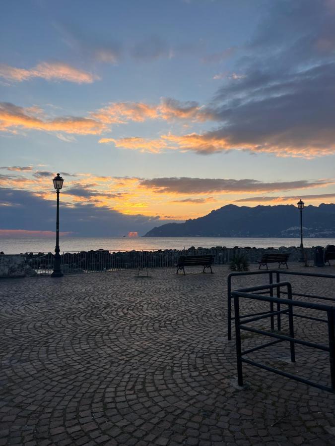 Borgo Marinaro Suite Salerno Zewnętrze zdjęcie